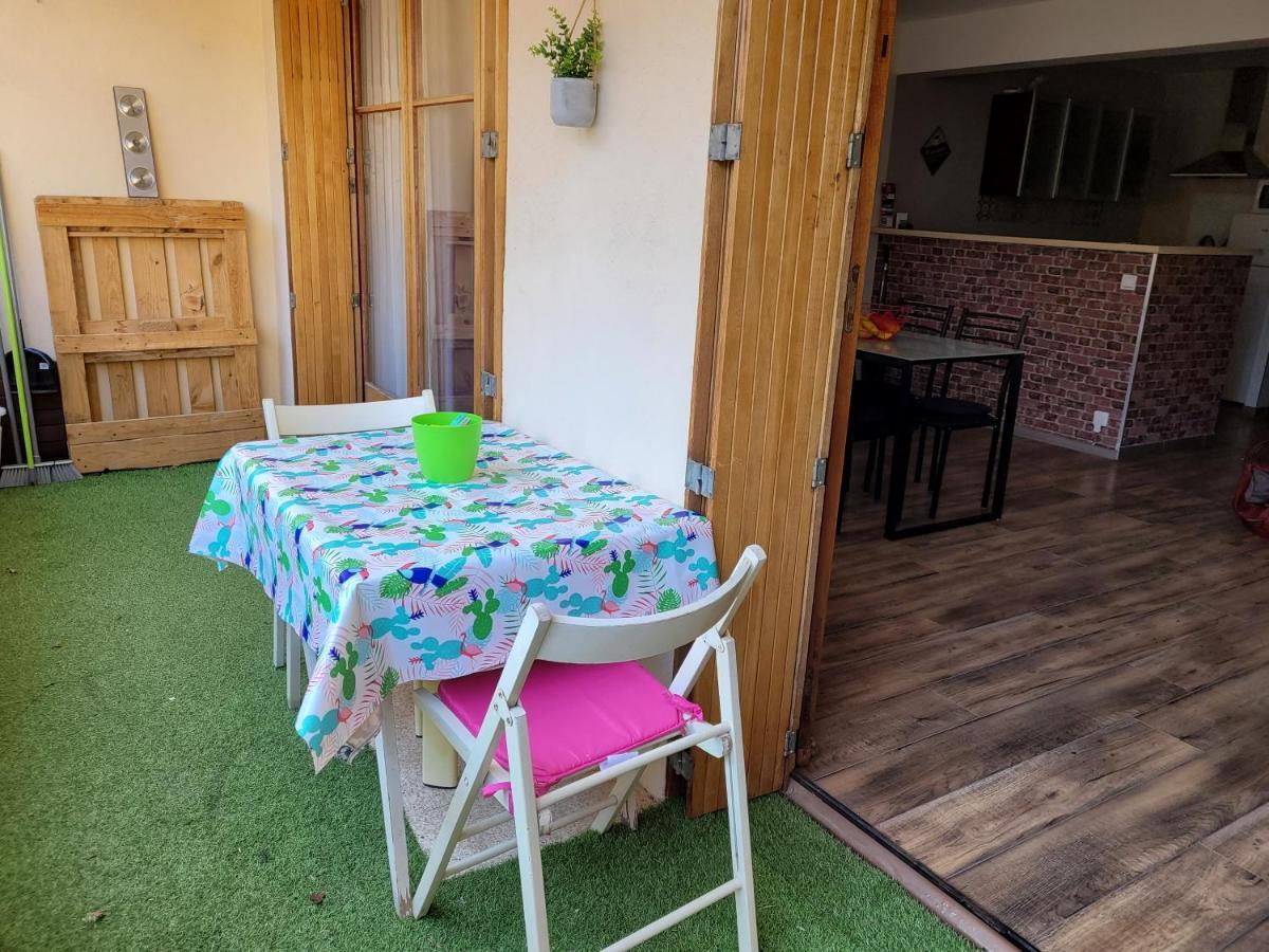 Apartment Au Calme, 200m Du Centre T2 Avec Balcon Et Parking