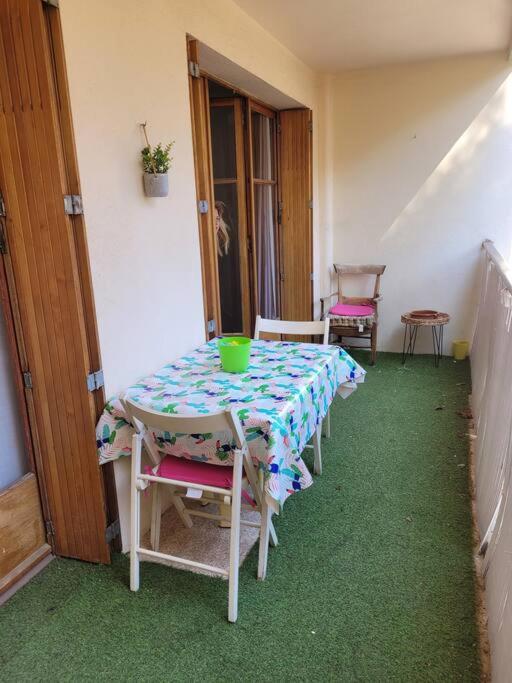 Au Calme, 200m Du Centre T2 Avec Balcon Et Parking Apartment *