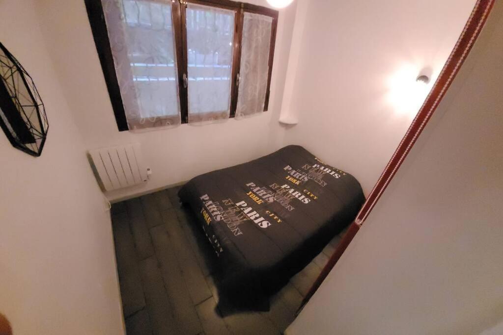 Apartment Au Calme, 200m Du Centre T2 Avec Balcon Et Parking